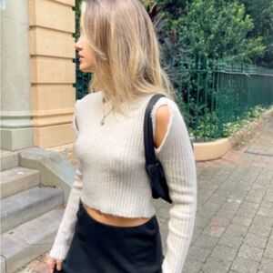 VRG Girl Cream Ribbed Knit Sweater Large